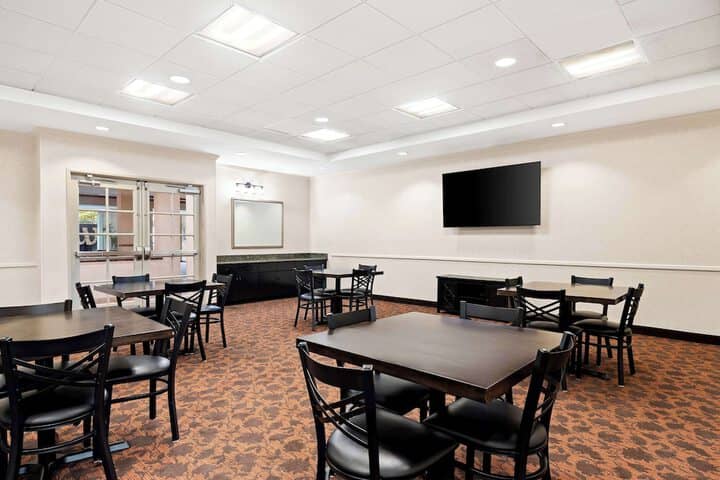 Meeting facility